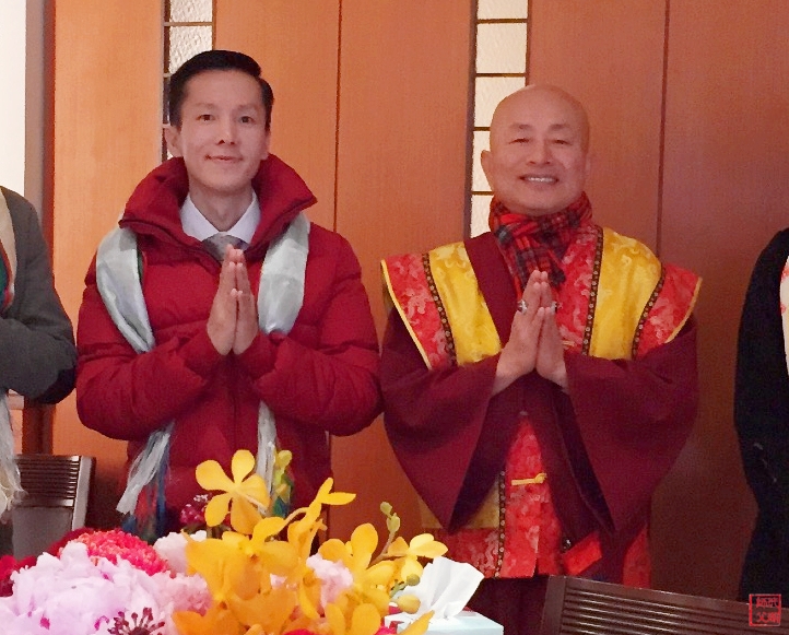 Guru Master Living Buddha Lian Sheng 蓮生活佛根本上師